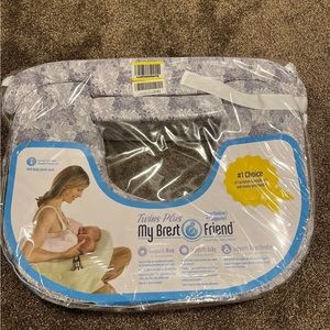 My Brest Friend nursing pillow twins